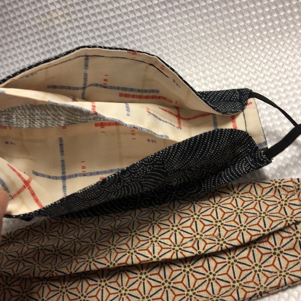 2 Masks: Tan Geometric & Black Micron Dot Elastic Bi-fold & 1 White Clip Holder - Picture 9 of 10